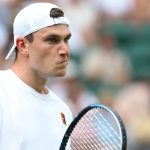 Wrexham fight back against Blades to win eight-goal thriller!