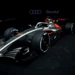 Milan menswear shows add bling with brooches