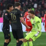 Sabalenka, Alcaraz march on to AO quarters