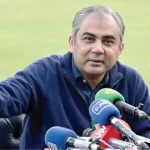 Djokovic reaches AO fourth round