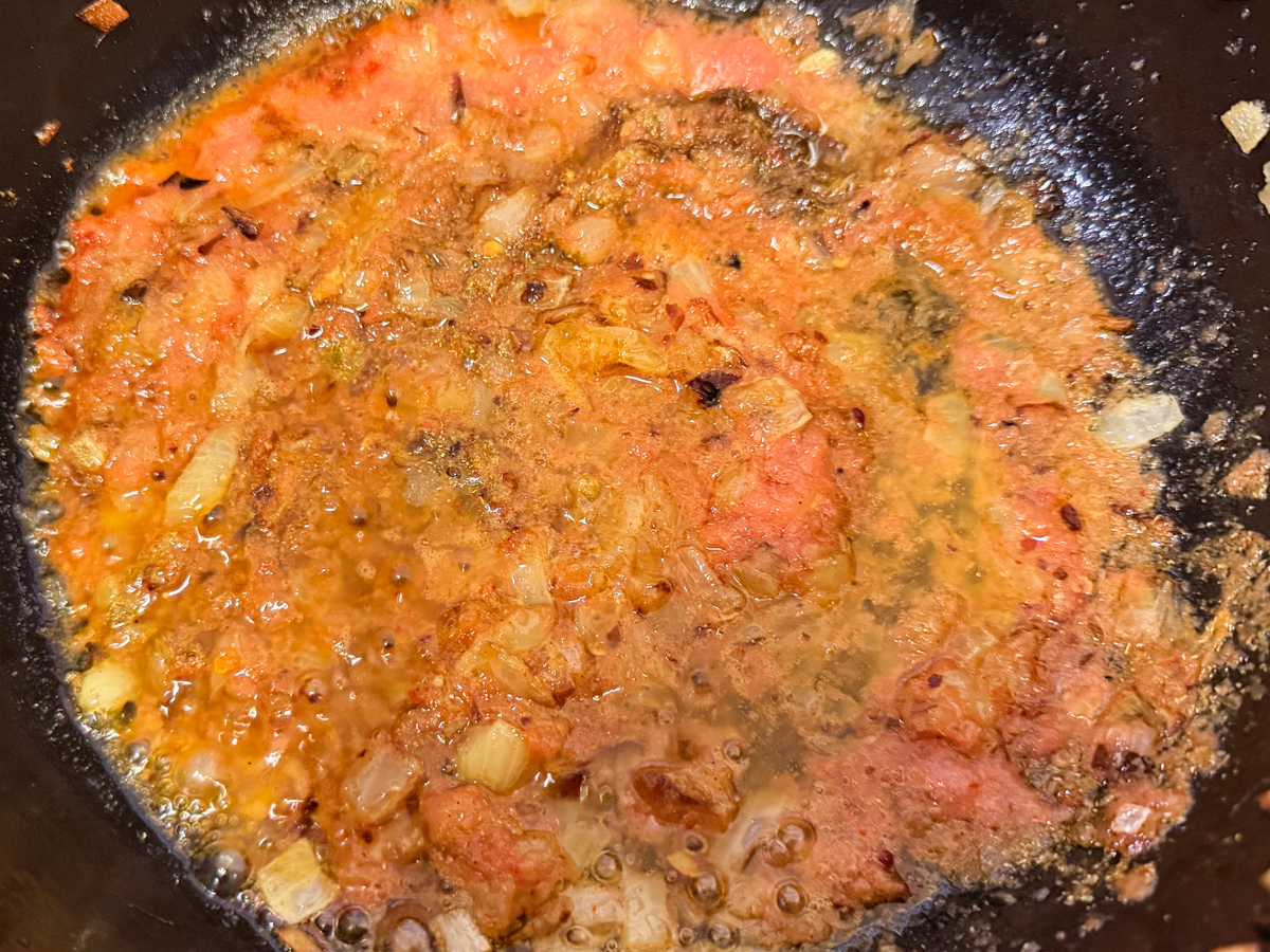 Fried onion, tomatoes and spices 